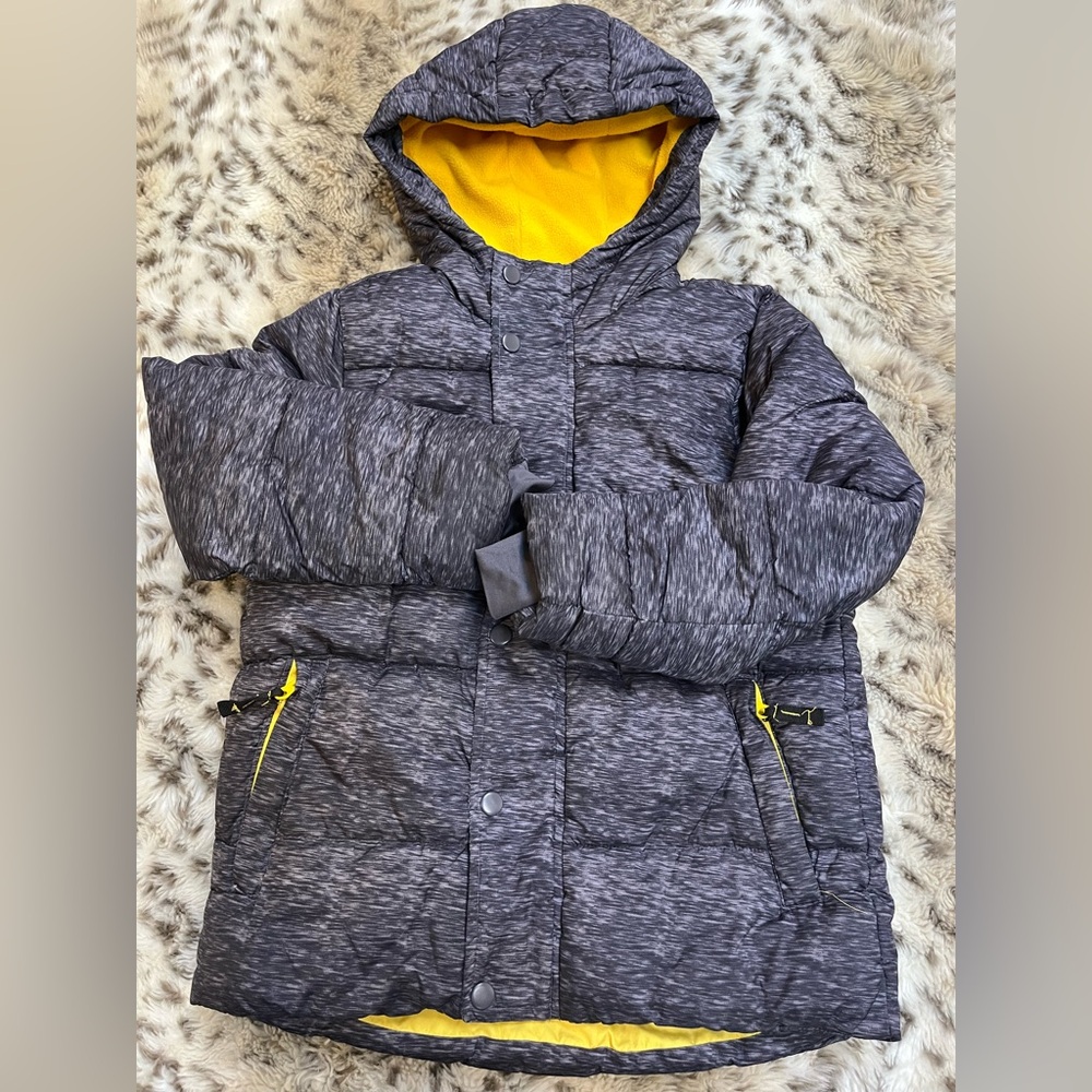 Boys Warm Winter Puffer Snow Ski Jacket Sz S 6-7 Gray Yellow